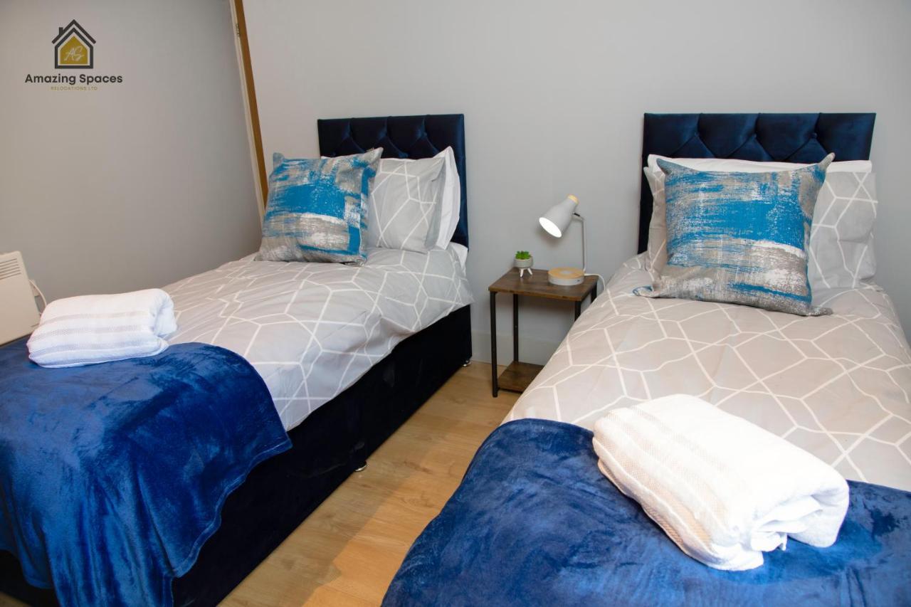 City Centre 2 Bed Flat Sleeps 3 For Work And Leisure With Free Wifi By Amazing Spaces Relocations Ltd Warrington  Exterior foto